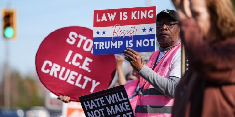 Sheriff: Federal immigration crackdown ends in Charlotte, North Carolina