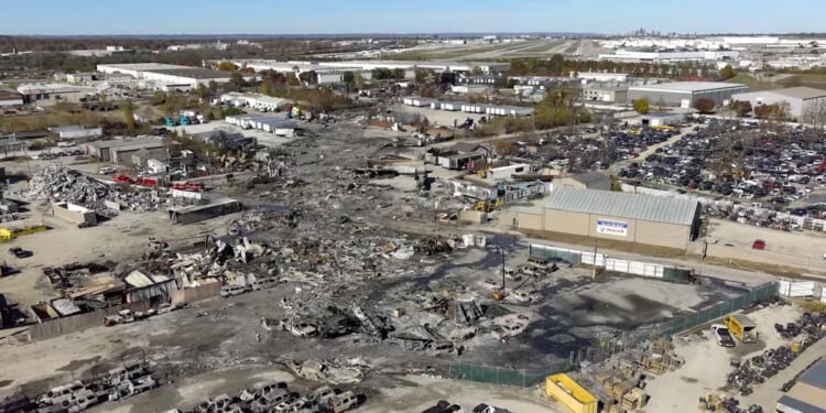 Investigators: UPS plane that crashed in Kentucky had cracks in engine mount