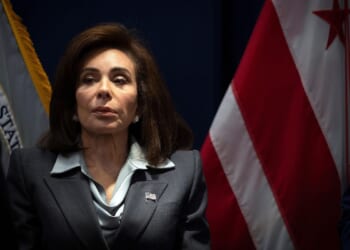 Judge criticizes federal prosecutors for relying on testimony by officer with credibility concerns