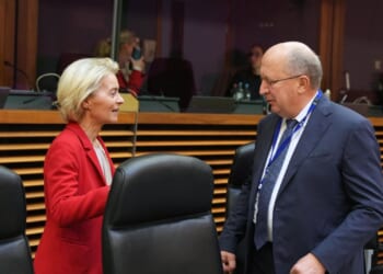 EU votes to deepen defense industry ties with Ukraine