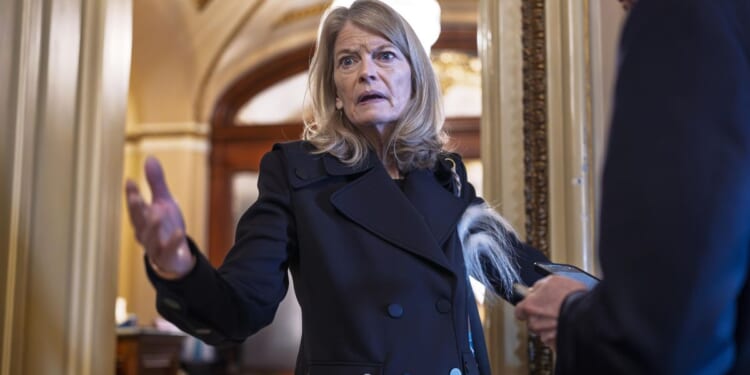 Lisa Murkowski and John Curtis, GOP senators, defend Mark Kelly in flap over 'illegal' orders video