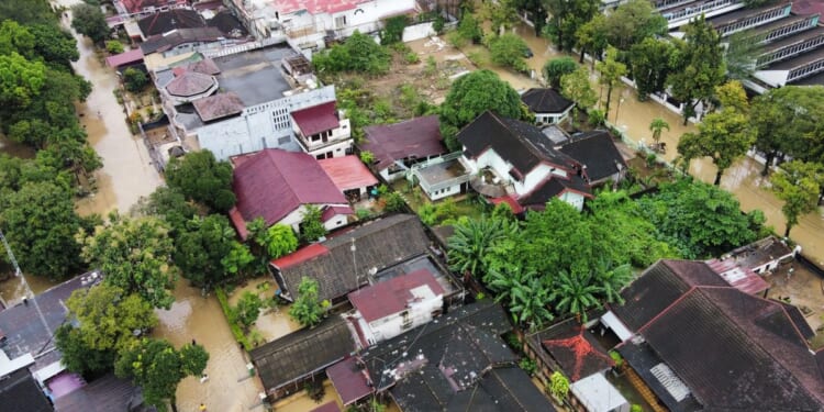 Death toll from landslides, floods on Indonesia's Sumatra island rises to 164