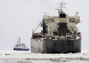 Congressional watchdog criticizes plans for Coast Guard's new cutter program