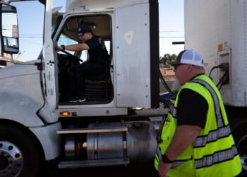 Review finds 44% of U.S. trucking schools don't comply with government rules