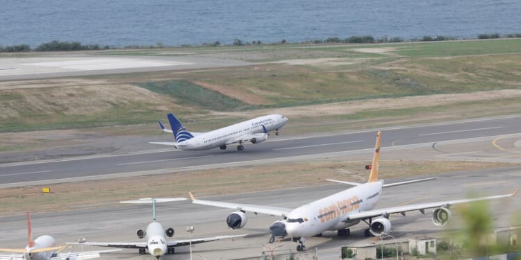 Despite Trump's airspace closure assertion, Venezuela to continue accepting deported migrants