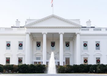 White House restarts public tours after delays from construction of Trump's ballroom