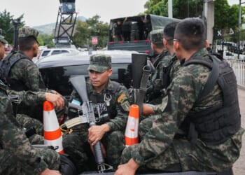 Conservative Salvador Nasralla leads Honduras presidential contest