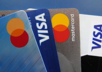 Fed worker bilked $1.1 million by misusing his government credit card