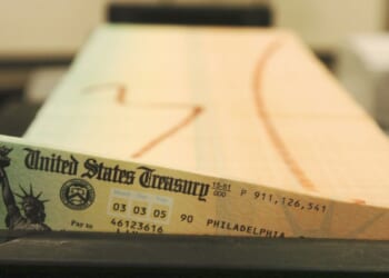 Obamacare fraud investigation finds dead people collecting benefits, fake applications approved