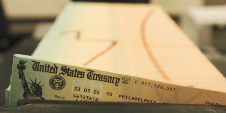 Obamacare fraud investigation finds dead people collecting benefits, fake applications approved