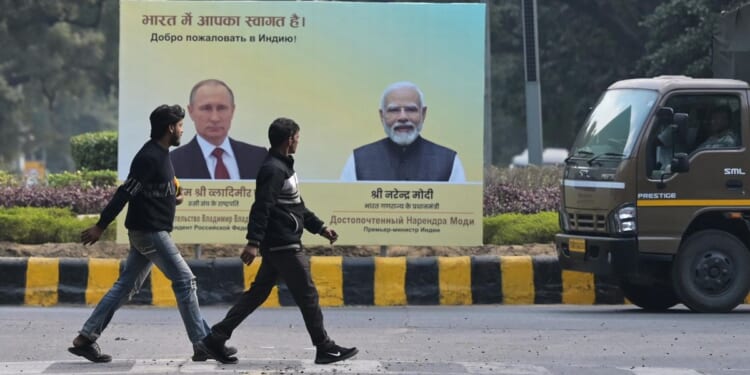 Putin arrives in New Delhi on a state visit