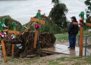 911 calls during Texas Hill Country flood reveal desperate pleas and tragic outcomes