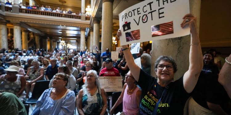 Threats pile up as Indiana GOP confronts pressure from Trump on redistricting