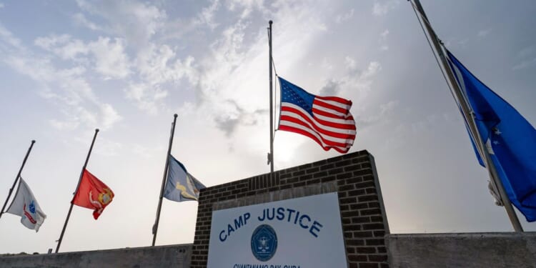 Judge rejects Trump admin's bid to toss lawsuit challenging Guantanamo migrant detentions