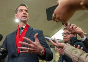 Senators square off over U.S. attacks on suspected drug boats in Caribbean