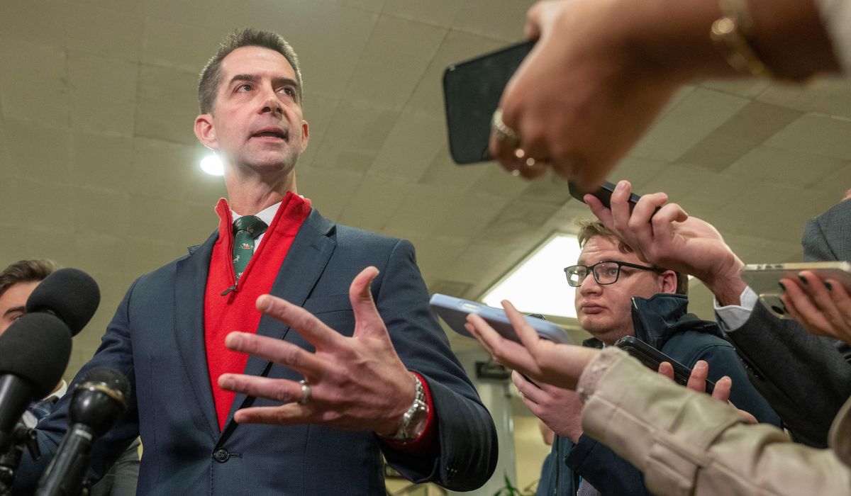 Senators square off over U.S. attacks on suspected drug boats in Caribbean