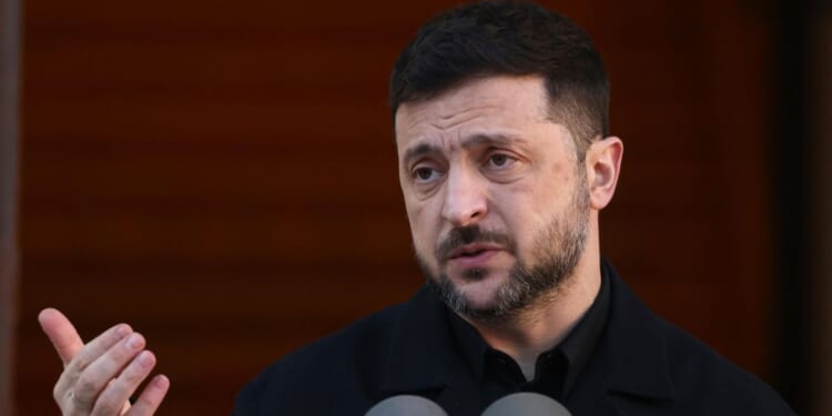 Volodymyr Zelenskyy heads to London for talks with European allies on peace plan and security