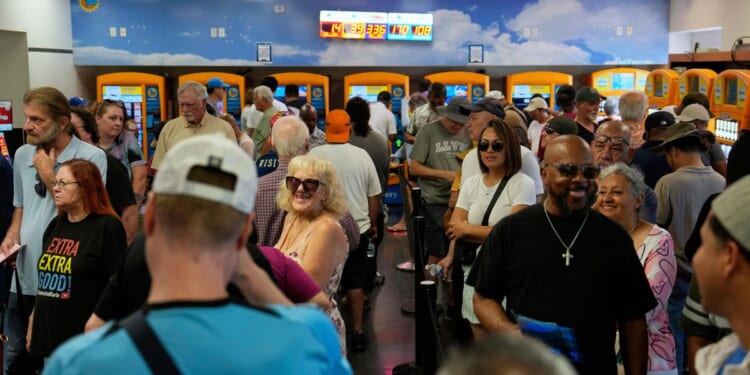 Powerball jackpot up to $1 billion for next drawing