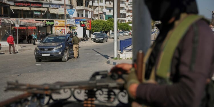 2 U.S. troops, 1 American civilian killed by ISIS gunman in Syria