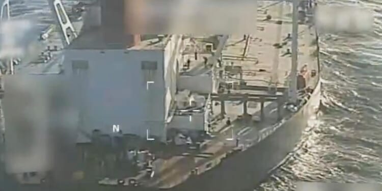 Document shows U.S. seized Venezuelan oil tanker hours before federal warrant expired