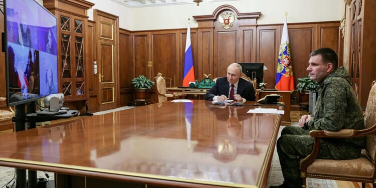 Trump team uses security guarantee to pressure Ukraine on peace deal