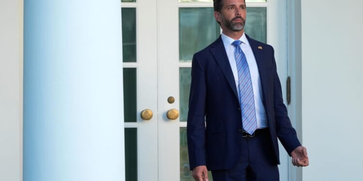 Donald Trump Jr., Bettina Anderson announce engagement at White House holiday party