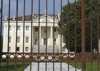 Government Is King Midas in Reverse – PJ Media