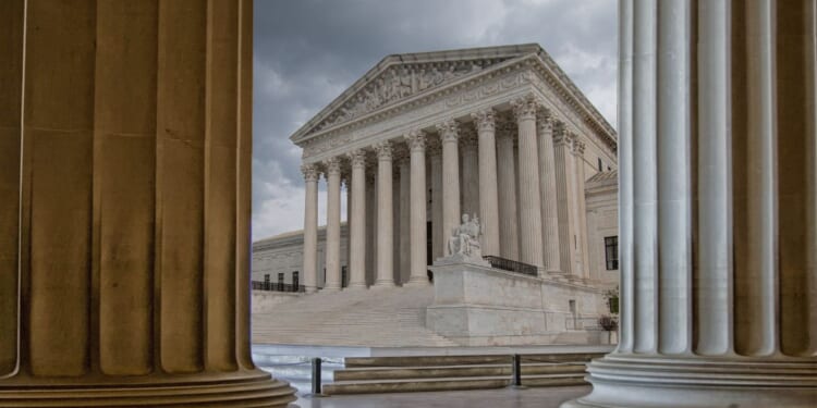 Supreme Court Appears Likely to Issue Historic Ruling in Favor of Trump in FTC Commissioner Case