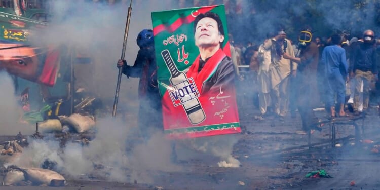 Pakistan court sentences journalists and ex-military officers to life in prison