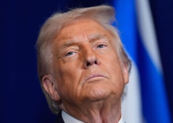 Republicans battle history as Democrats eye House gains