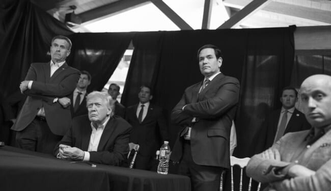 Extraordinary Photos Chronicle Trump Team Reaction to 'Operation Absolute Resolve' to Get Maduro – PJ Media