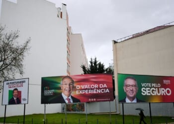 Presidential election in Portugal draws 11 candidates, making a later runoff vote likely
