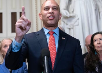 Hakeem Jeffries, top House Democrat, doubts Trump can 'run' Venezuela any better than the U.S.