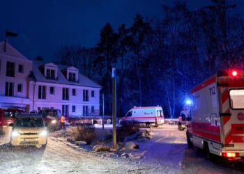 Berlin power outage affecting 45,000 homes blamed on 'politically motivated' attack