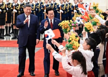 China and South Korea pledge to bolster ties as regional tensions rise