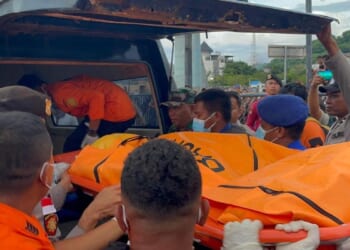 Indonesian rescuers recover third body from tour boat sinking