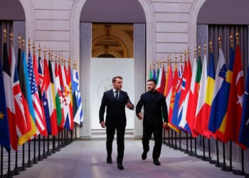Ukraine's allies meeting in Paris but progress uncertain with U.S. focus on Venezuela and Greenland