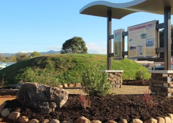 Franklin, North Carolina returning land to Eastern Band of Cherokee Indians