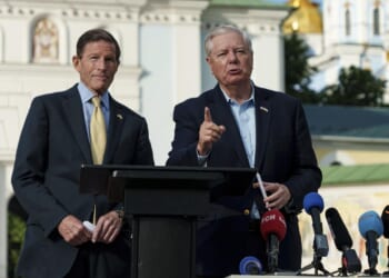 Senate to vote on Russia sanctions bill after Trump gives them a green light