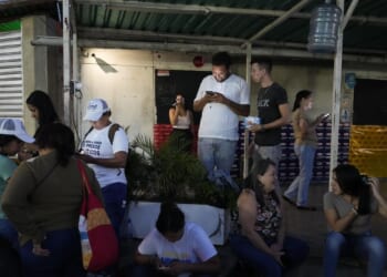 Donald Trump says he canceled additional attacks on Venezuela, pointing to prisoner release