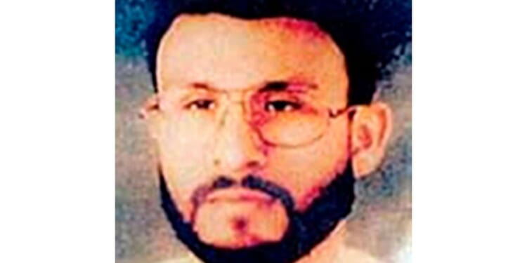 U.K. agrees to pay 'substantial sum' to settle lawsuit by Guantanamo detainee over torture claims