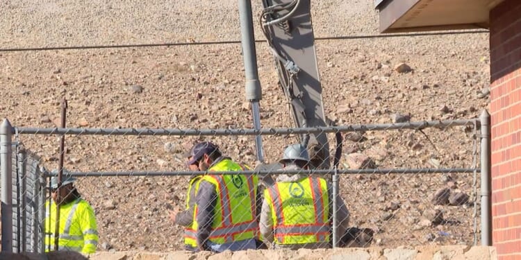 After main break, more than 100,000 El Paso, Texas residents left with little to no water