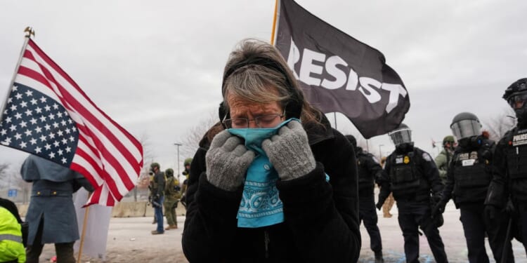 As immigration agents police Minneapolis protests, experts warn of training gaps and the rising risk