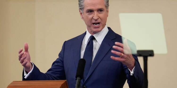 Gavin Newsom backtracks on anti-ICE 'terrorism' blast, opposes abolishing it in Shapiro interview