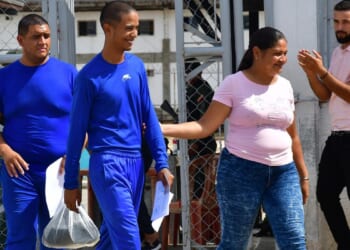 Venezuela releases dozens of prisoners in two days, hundreds more still detained