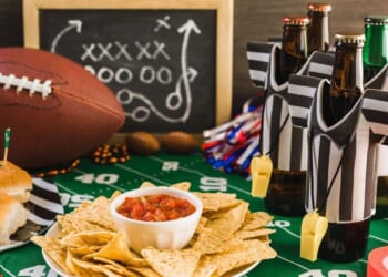 Hosting Super Bowl Sunday game day? Here's a plan to get you ready in 2 hours