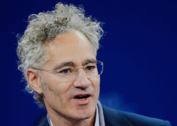 Palantir stock jumps after blowout earnings beat Wall Street estimates