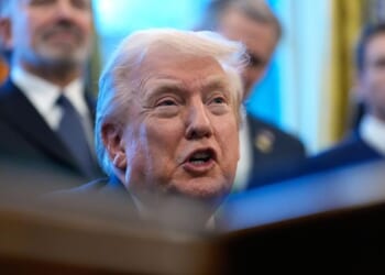 Trump to place Christopher Columbus statue on White House grounds