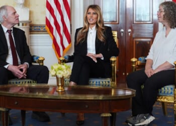 Melania Trump meets with freed American-Israeli hostage Keith Siegel