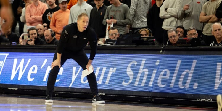 BYU coach says 'F The Mormons' chants at Oklahoma St. show there's 'too much hate in the world'